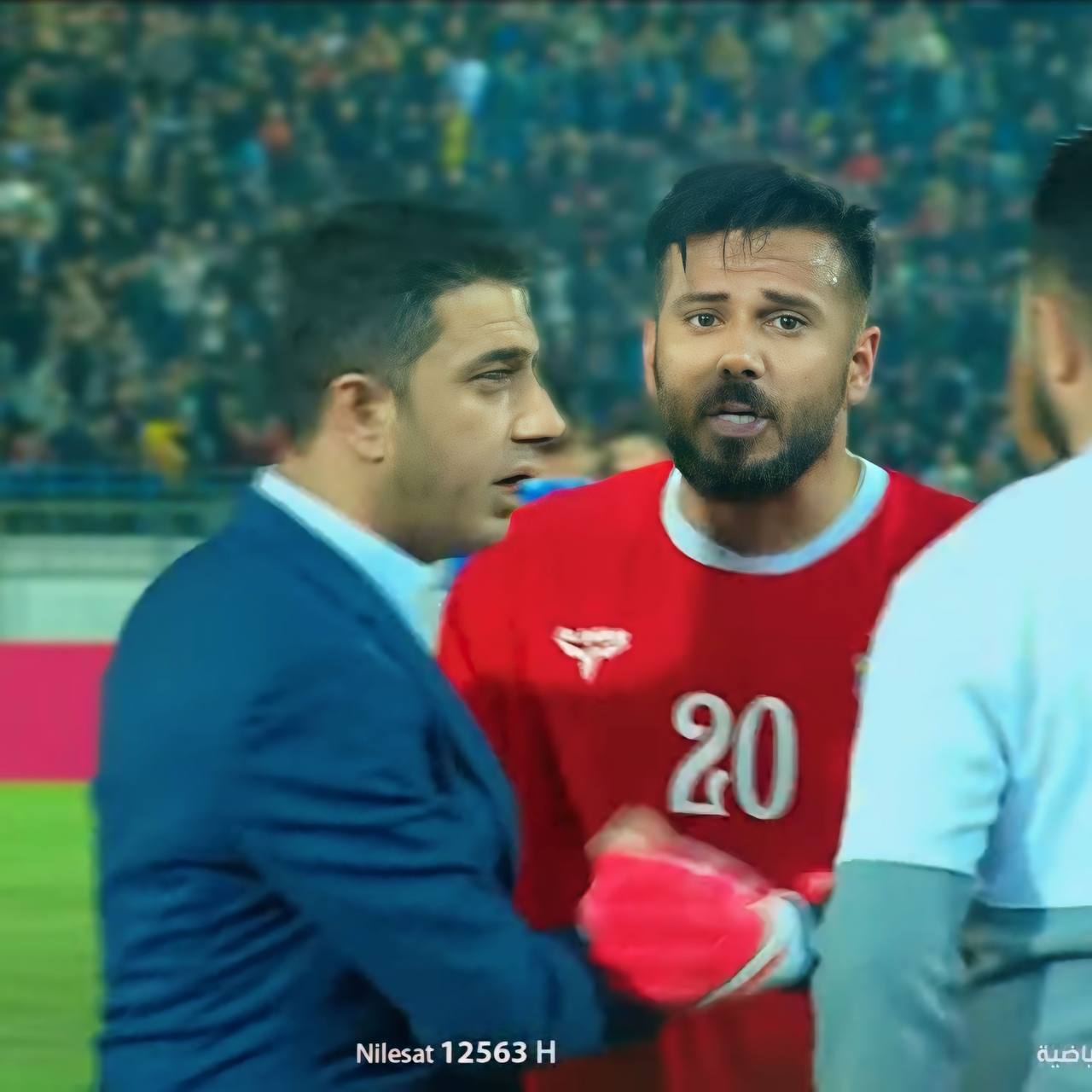 خبير تحكيمي يعطي سبباً واحداً لو فعلها لاعب نادي القوة الجوية لانتهت المباراة بفوز الصقور